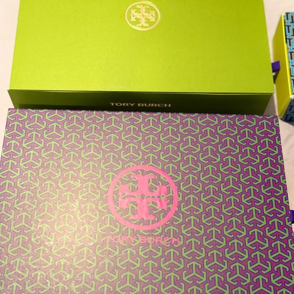 Tory Burch Box Green Large - Picture 3 of 4